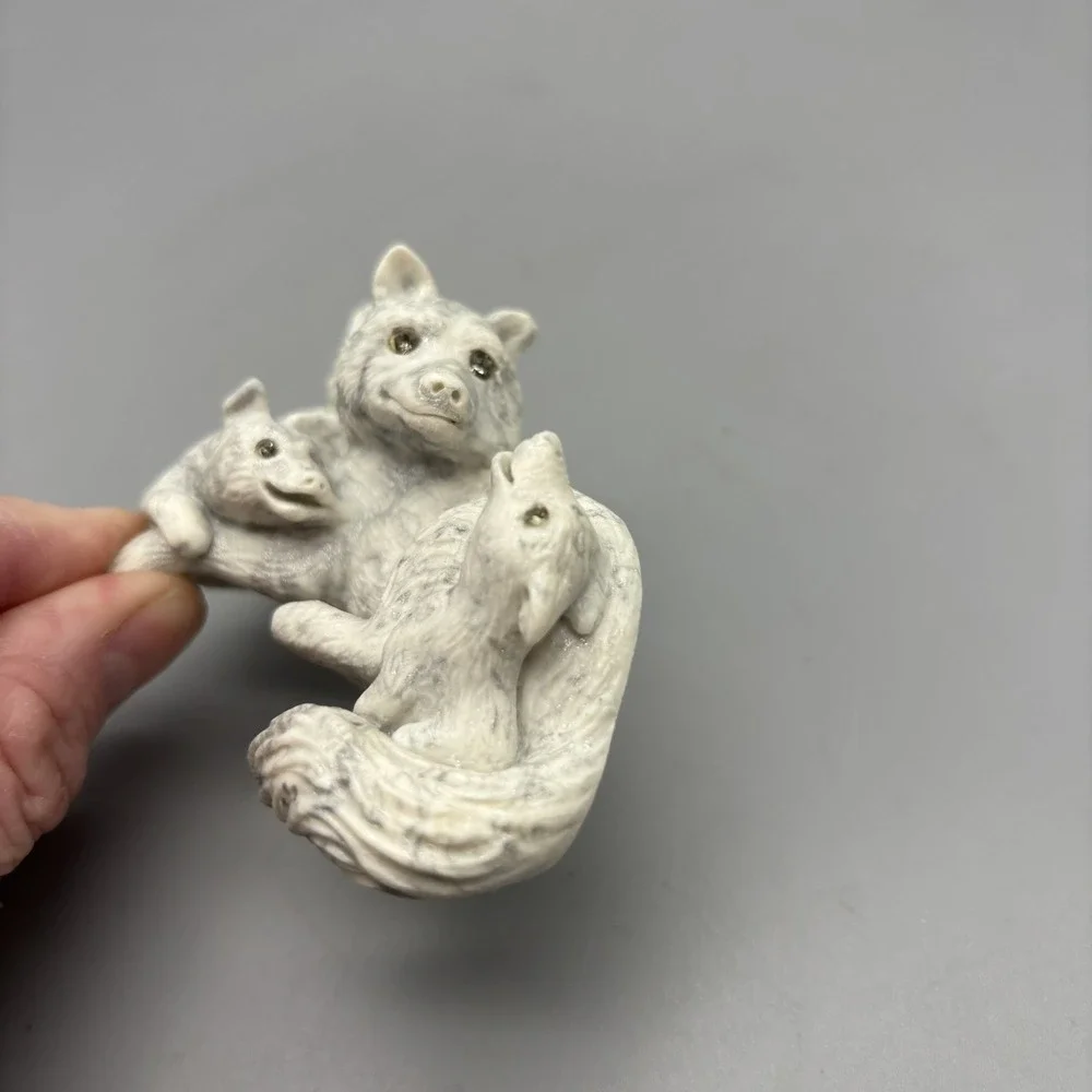 Clay Critter Magnet Wolf‎ Family
